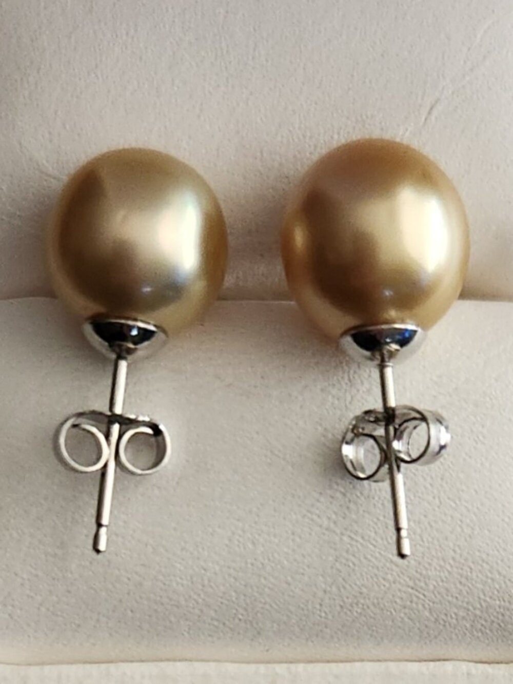 JTV Golden South Sea pearl stud earrings with Sterling Silver posts - Picture 4 of 7